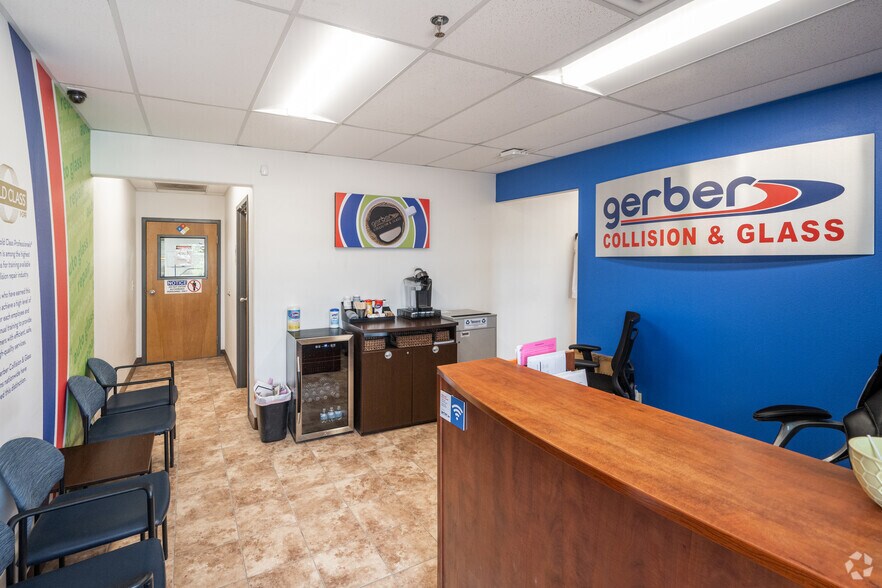 More Photos Of 10755-10759 Maltese Pt, Peyton Warehouse For Sale