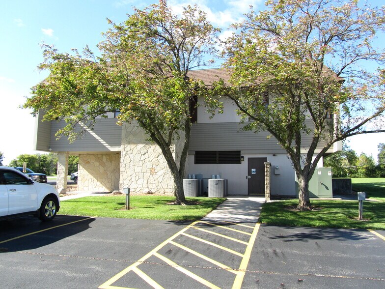 More Photos Of N5776 County Road D, Fond Du Lac Medical For Sale