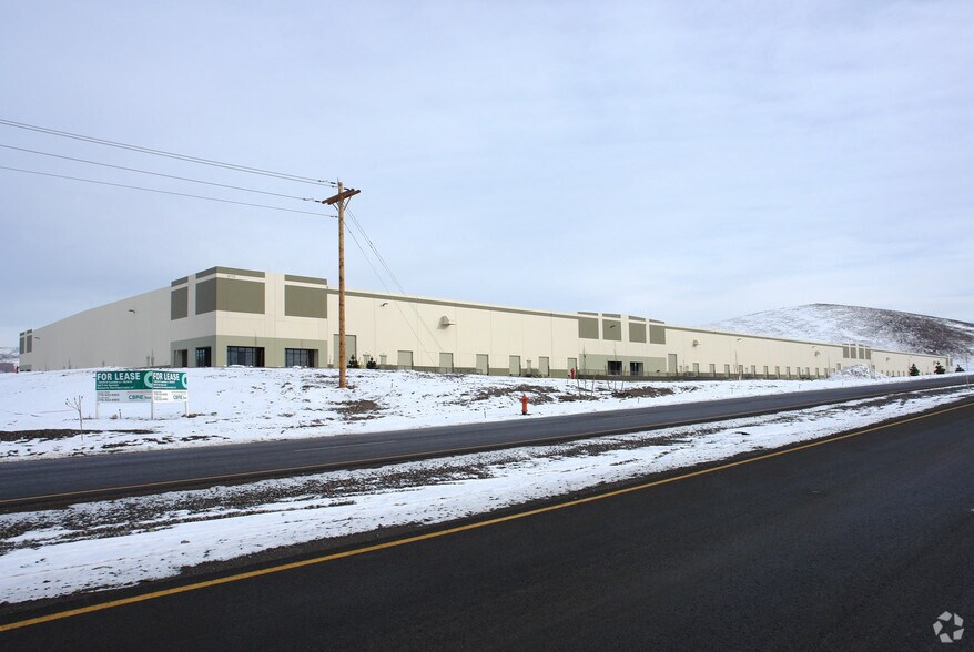 More Photos Of 2777 USA Pky, Mccarran Manufacturing For Lease