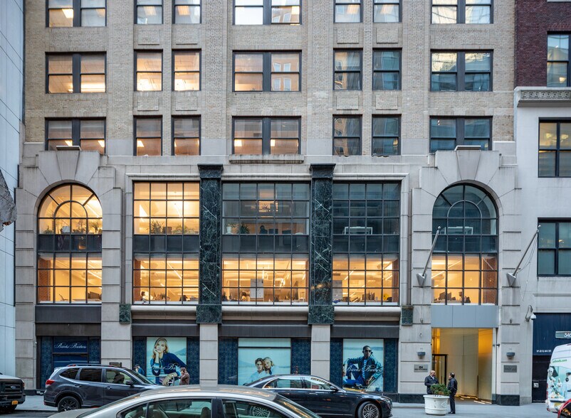 More Photos Of 11 E 44th St, New York Office For Lease