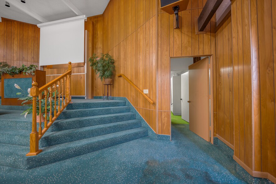 More Photos Of 3332 W Orange Ave, Anaheim Religious Facility For Sale