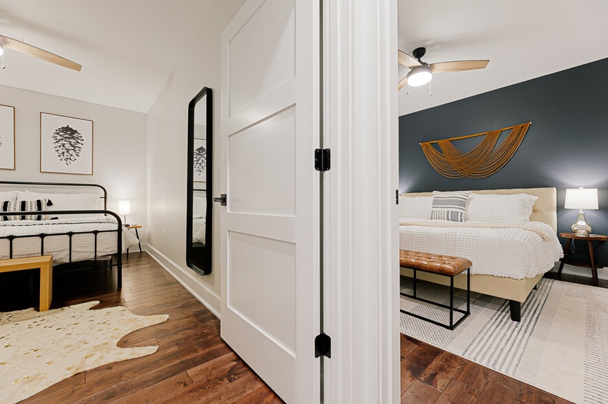 More Photos Of 122 College St, Asheville Storefront Retail Residential For Sale