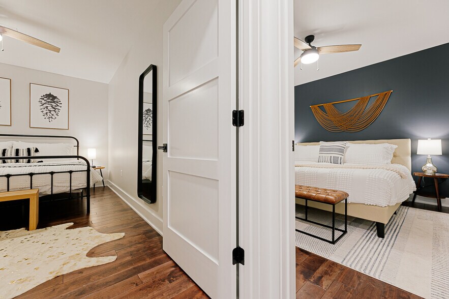 More Photos Of 122 College St, Asheville Storefront Retail Residential For Sale