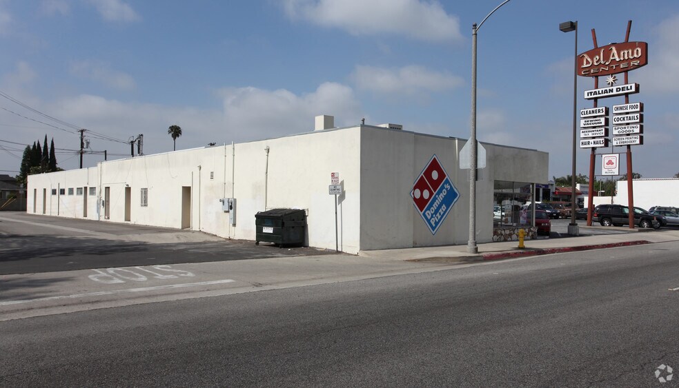 More Photos Of 5518-5538 Del Amo Blvd, Lakewood Storefront For Lease