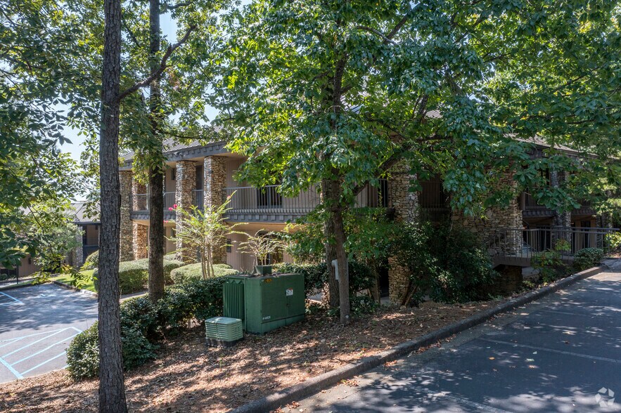 More Photos Of 100 Century Park S, Birmingham Unknown For Lease