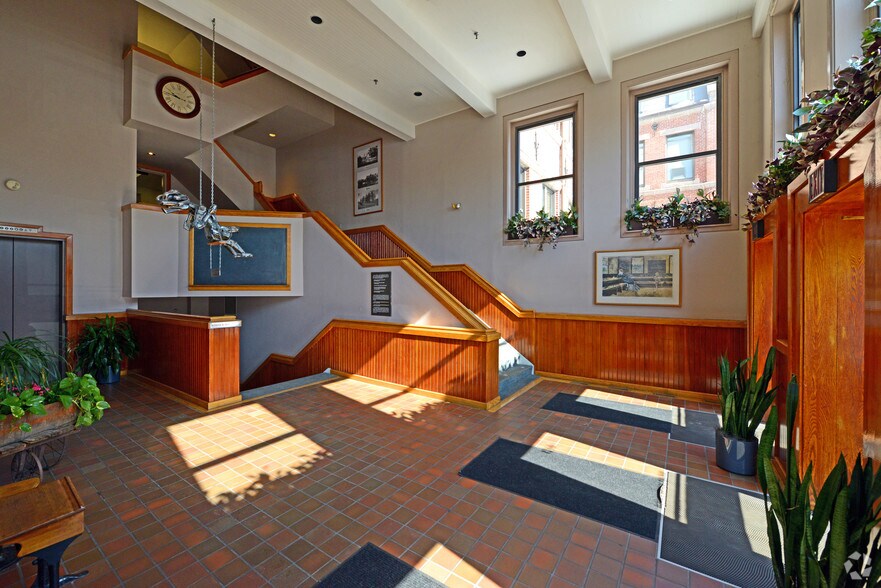 More Photos Of 1266 Furnace Brook Pky, Quincy Coworking Space