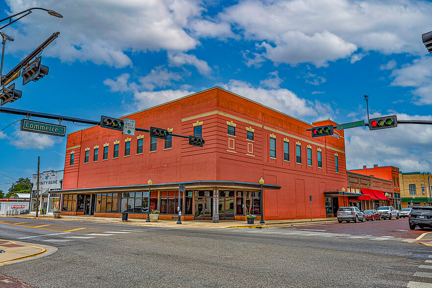 Primary Photo Of 201 W California St, Gainesville Office For Lease