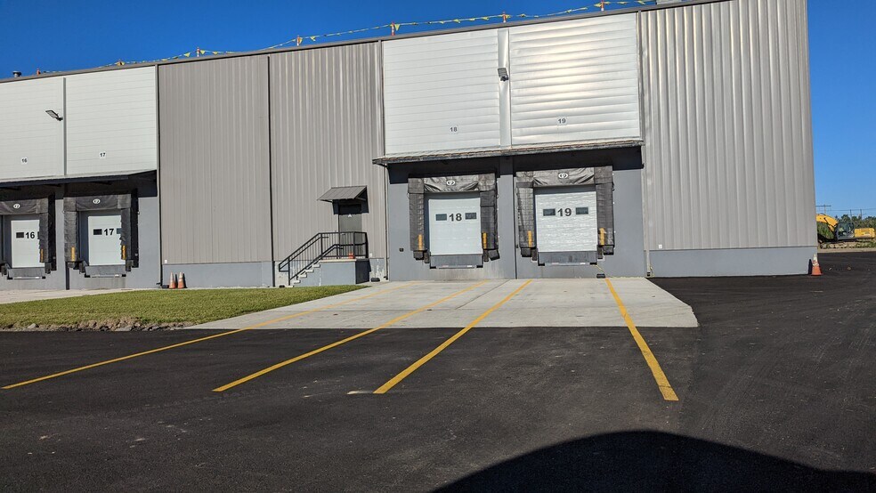 More Photos Of 485 Ludwig Ave, Buffalo Warehouse For Lease