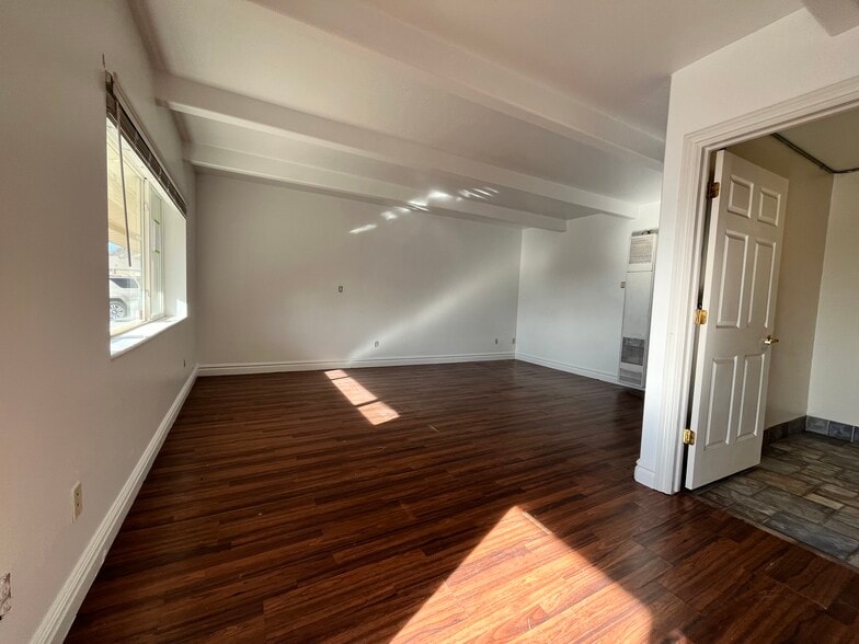 More Photos Of 1190 N Main St, Springville Unknown For Lease