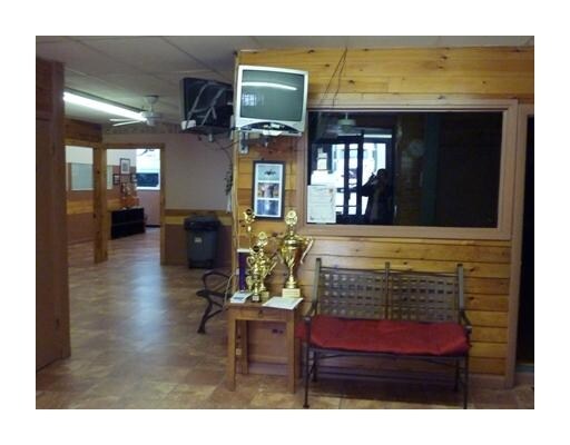 More Photos Of 60 Walnut Grove Ave, Cranston Showroom For Lease