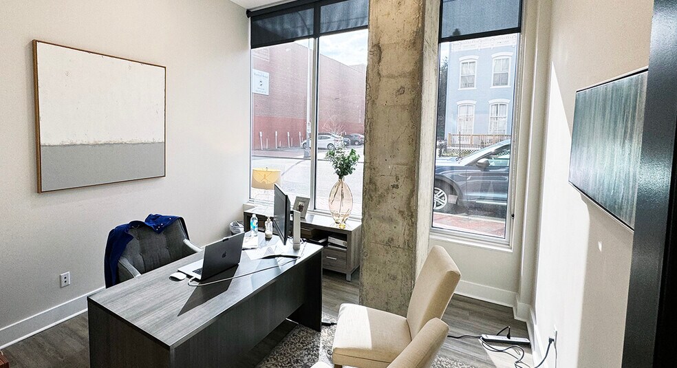 More Photos Of 2 W Marshall St, Richmond Apartments For Lease