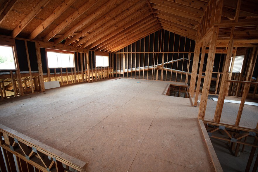 More Photos Of 6628 Crestway Dr, San Antonio Flex For Sale