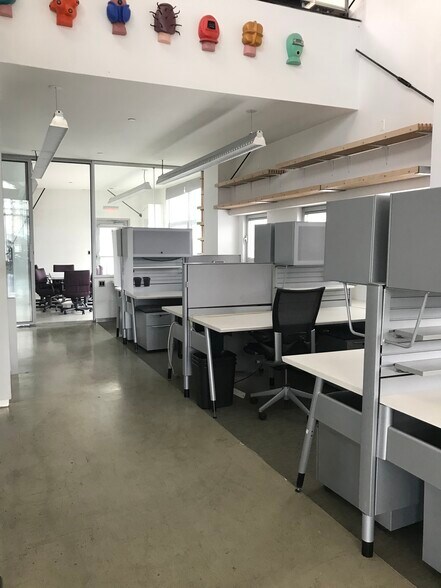 More Photos Of 110 York St, Brooklyn Office For Lease