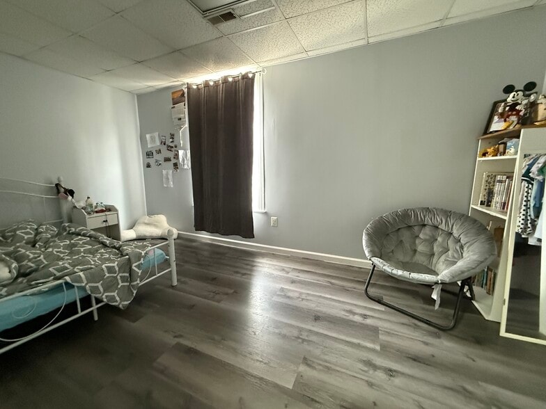 More Photos Of , Philadelphia Unknown For Sale