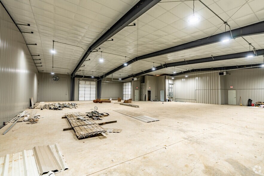 More Photos Of 5824 New Nashville Hwy, Murfreesboro Warehouse For Sale