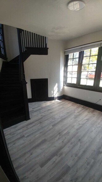 More Photos Of 815 McClure St, Munhall Apartments For Sale