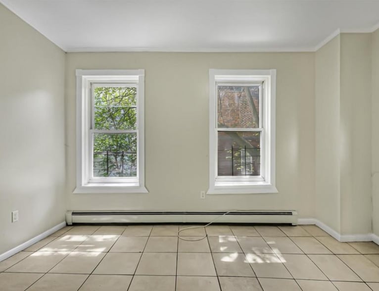More Photos Of 704-706 E 183rd St, Bronx Office Residential For Sale