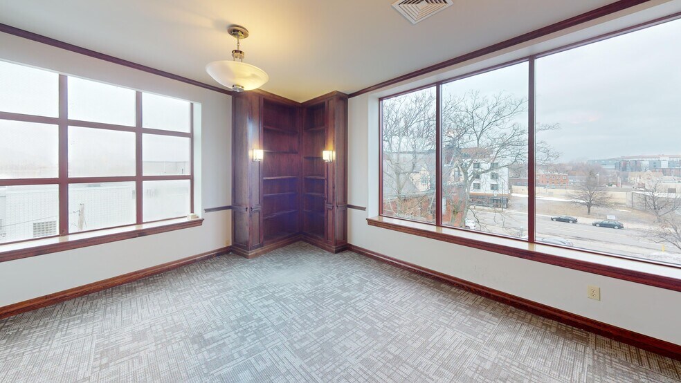 More Photos Of 11 Summer St, Buffalo Medical For Lease