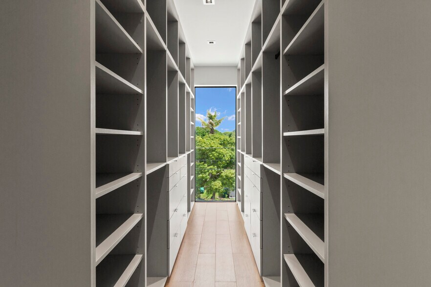 More Photos Of 420 NE 62nd St, Miami Apartments For Sale