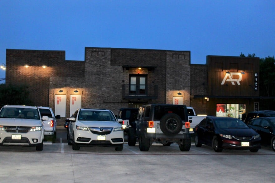 More Photos Of 6428 Davis Blvd, North Richland Hills General Retail For Sale