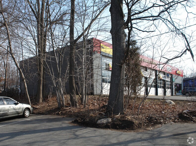 More Photos Of 412 Route 59, Monsey Freestanding For Lease