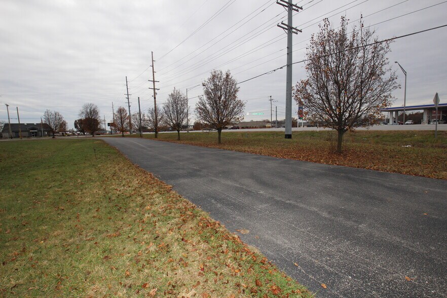 More Photos Of 0 Jackson Street St, Muncie Land For Sale