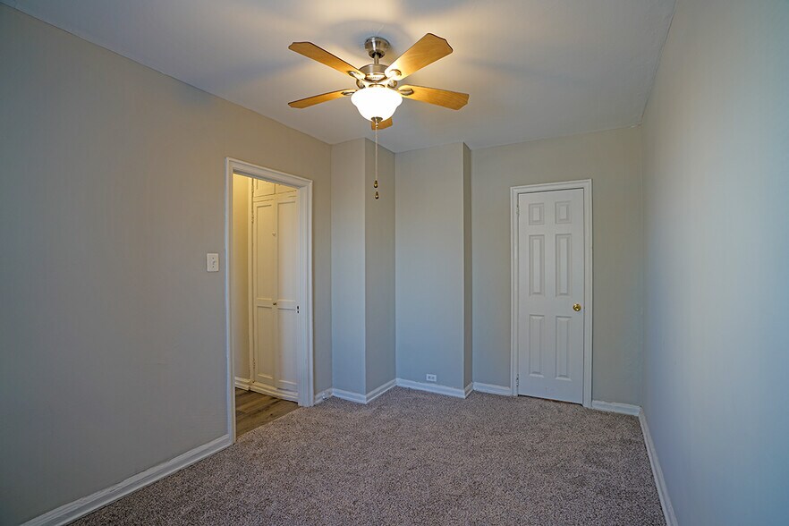 More Photos Of 5240 N Sheridan Rd, Chicago Apartments For Lease