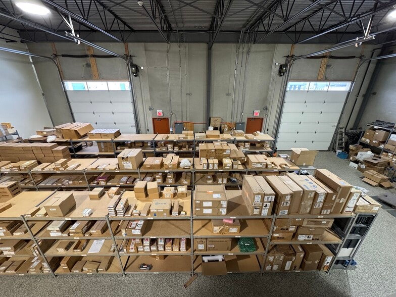 More Photos Of 4950 106th Ave SE, Calgary Warehouse For Lease
