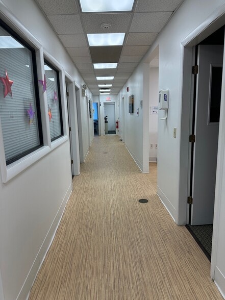 More Photos Of 639 Metacom Ave, Warren Medical For Sale