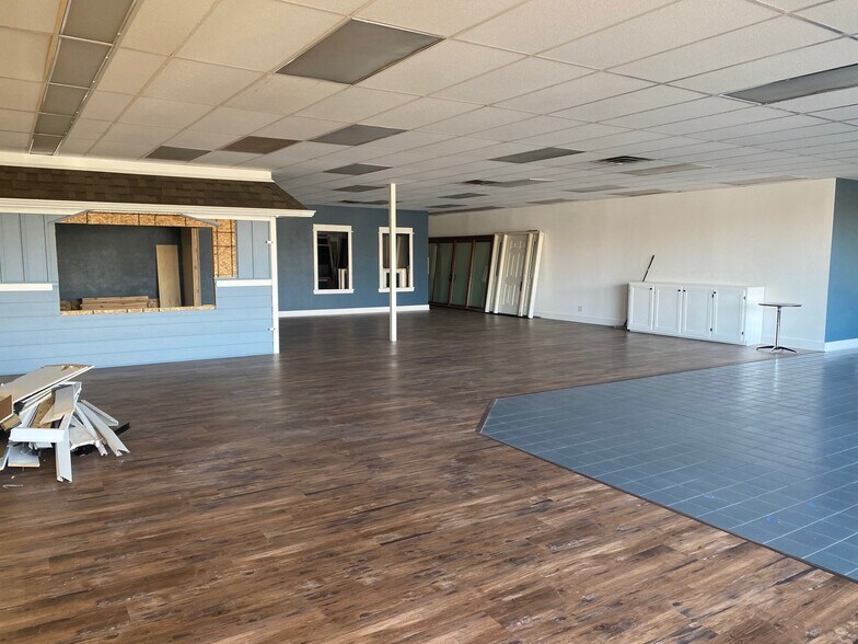 More Photos Of 2695 Patterson Rd, Grand Junction Storefront For Lease