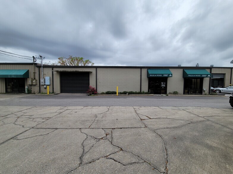 More Photos Of 753 N US Highway 17 92, Longwood Warehouse For Lease