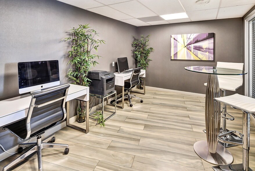 More Photos Of 350 S Market St, San Jose Apartments For Lease