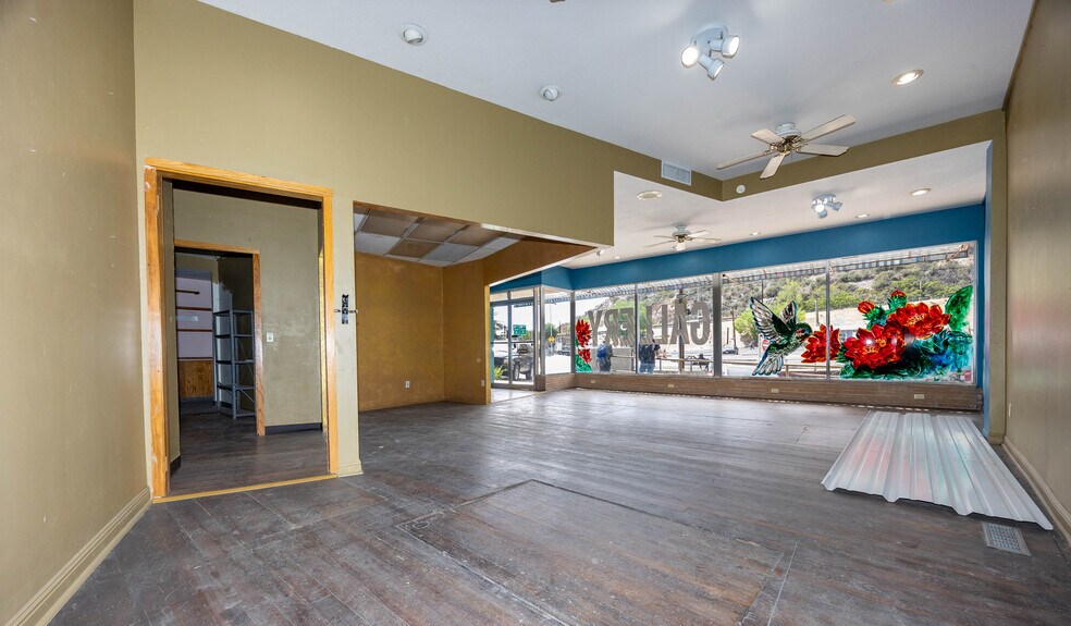 More Photos Of 2 Naco Rd, Bisbee Office For Sale