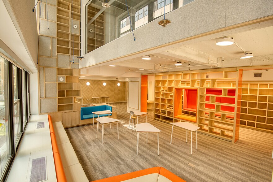 More Photos Of 156 William St, New York Medical For Lease