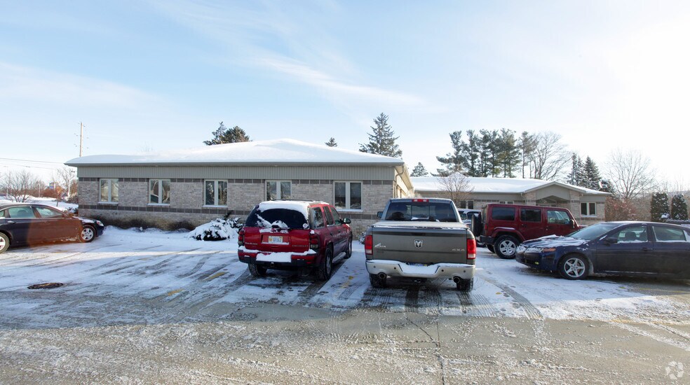 More Photos Of 5787 Stadium Dr, Kalamazoo Office For Lease