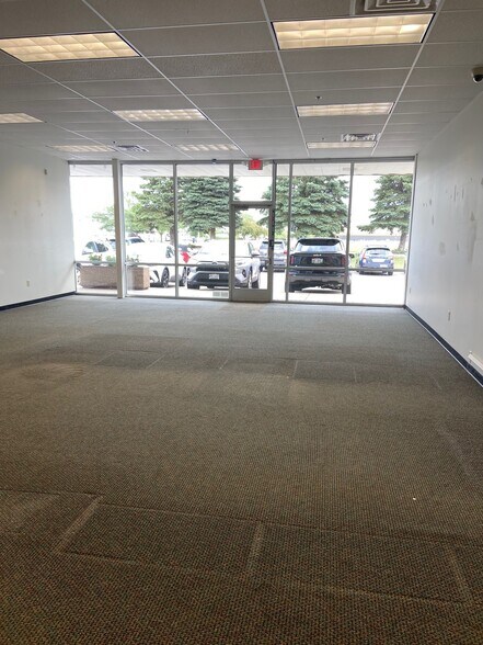 More Photos Of W3165-W3169 Van Roy Rd, Appleton General Retail For Lease