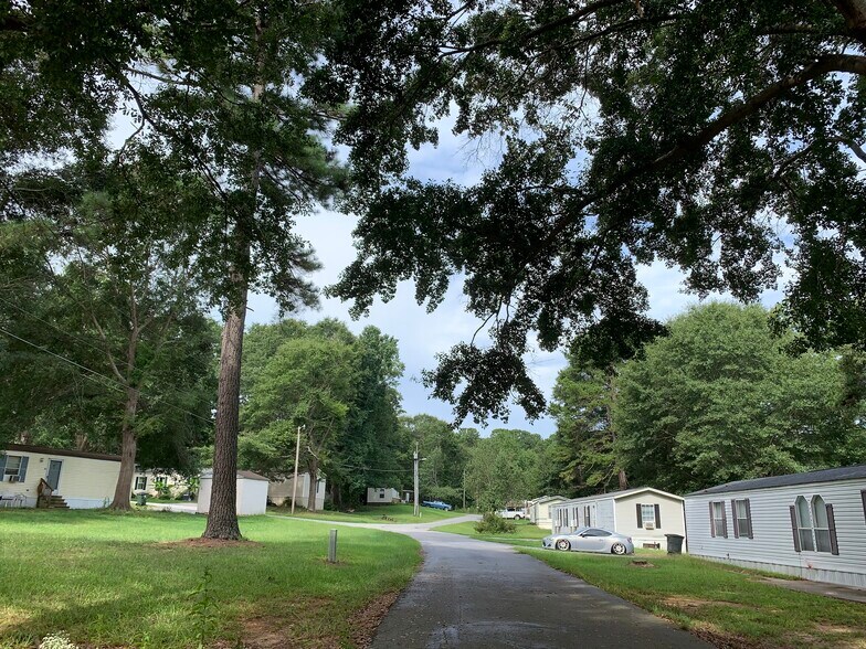 More Photos Of 2748 W Georgia Rd, Piedmont Manufactured Housing Mobile Home Park For Sale