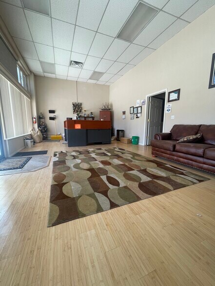 More Photos Of 1006 Aultman St, Ely Office For Sale