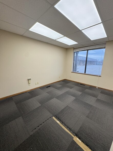 More Photos Of 105 5th St SE, Barberton Medical For Sale