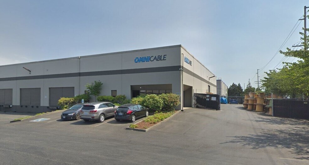 More Photos Of 22441-22477 72nd Ave S, Kent Warehouse For Lease