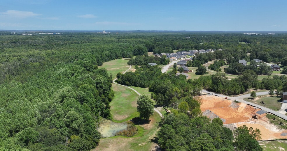 More Photos Of 128 Oakview Club Dr, Macon-Bibb Golf Course Driving Range For Sale