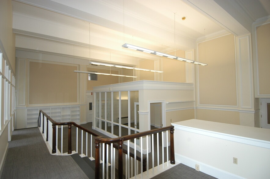 More Photos Of 47 Thorndike St, Cambridge Office For Lease