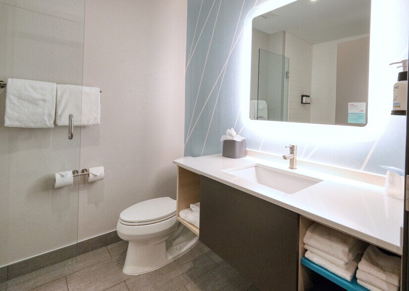 More Photos Of 5400 Rexora Dr, Beaumont Hotel For Sale