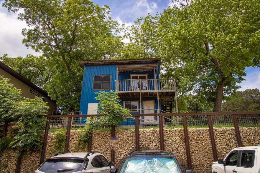 More Photos Of 7308 River Rd, New Braunfels Sports And Entertainment For Sale