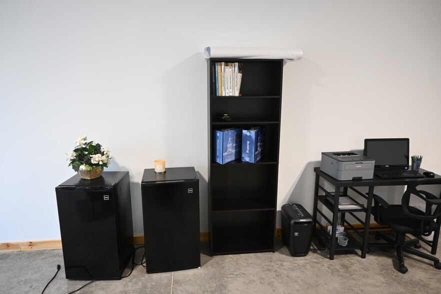 More Photos Of 3370 Rouse Rd, Orlando Storefront For Sale