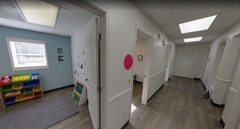 More Photos Of 207 Upper Riverdale Rd, Riverdale Medical For Sale