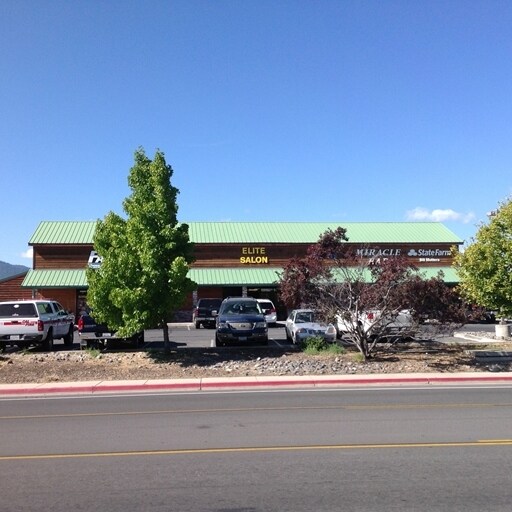 More Photos Of 2910-2920 Riverside Dr, Susanville General Retail For Lease