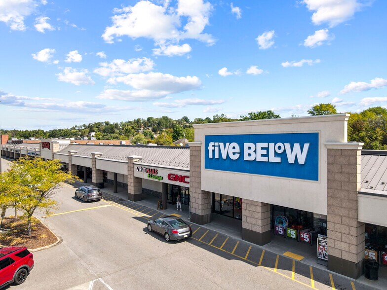 More Photos Of 3909-4007 Washington Rd, McMurray Unknown For Lease