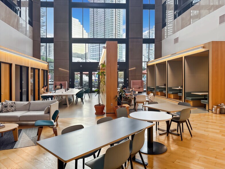 More Photos Of 1420 Kettner Blvd, San Diego Coworking Space