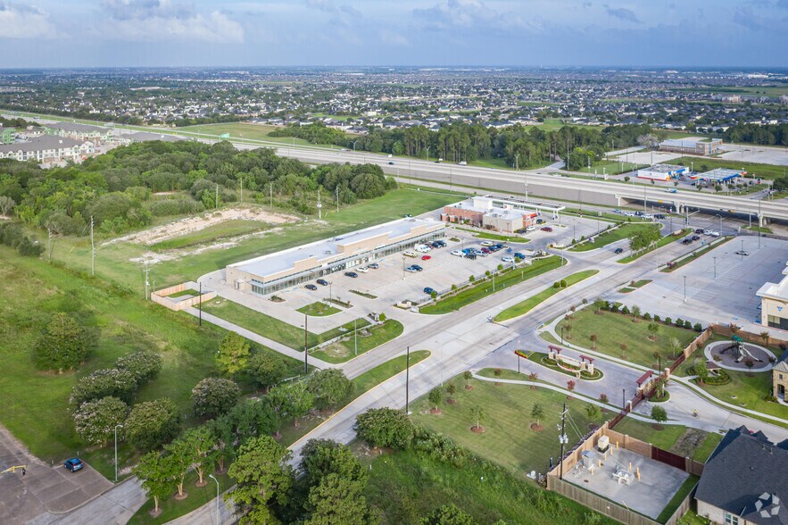 More Photos Of 6355 S Peek Rd, Richmond Storefront For Lease